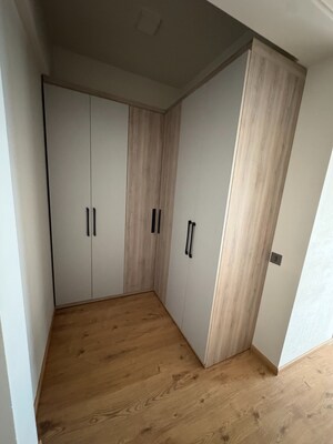 Building Lobby in 4 BHK Apartment at Rustomjee Seasons Bandra East, Bandra East – for Rent