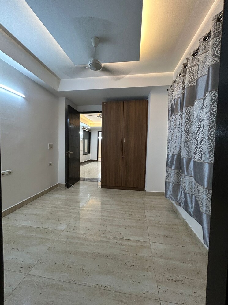 Room, saket 2 Bedroom 1500 Sq.Ft. Builder Floor In Saket Delhi 9228573