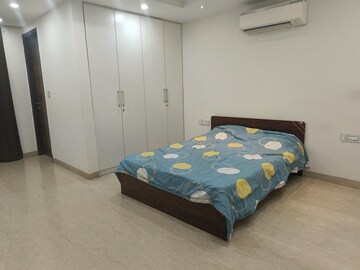 Bedroom in 3 BHK Builder Floor at South Extension ii – for Rent