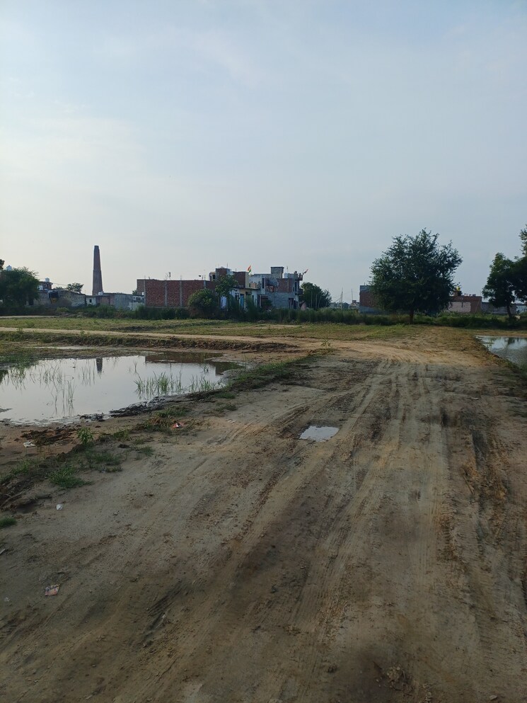 undefined, bhopani  73 Sq.Yd. Plot In Bhopani Faridabad 9228600