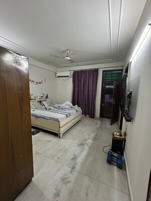 Team Area in 2 BHK Independent House at Sector 23 – for Rent