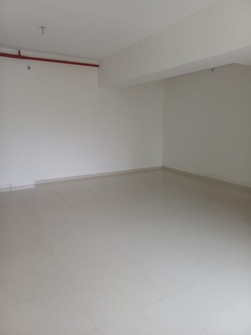 Room in 2 BHK Apartment at Lower Parel West – for Rent