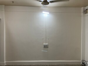 Room in 2 BHK Apartment at Sarita Apartment Erandwane, Erandwane – for Sale