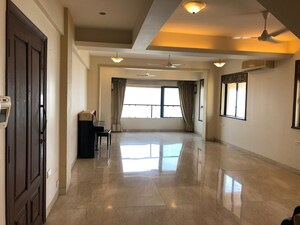 3 BHK Apartment For Rent in Bandra West