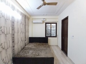 Bedroom in 5 BHK Builder Floor at Vipul World Floors, Sector 48 – for Rent