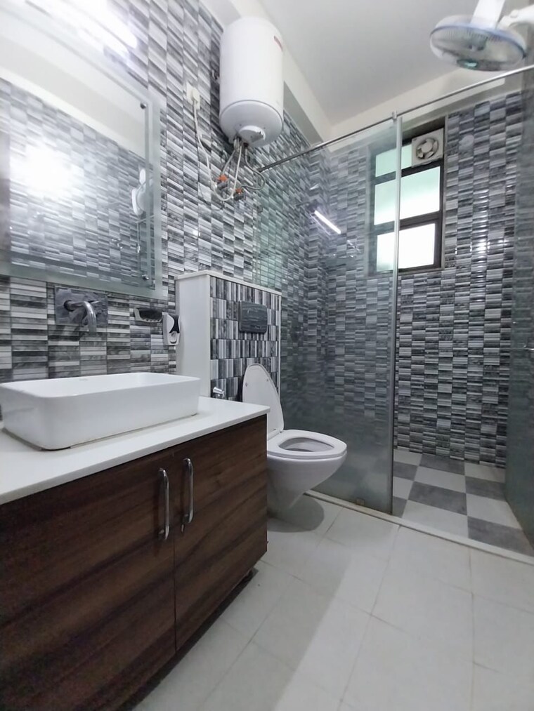 Balcony, vipul-world-floors 5 Bedroom 2800 Sq.Ft. Builder Floor In Sector 48 Gurgaon 9228663