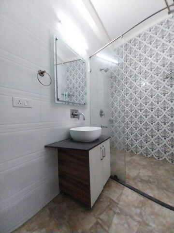 Bathroom in 5 BHK Builder Floor at Vipul World Floors, Sector 48 – for Rent
