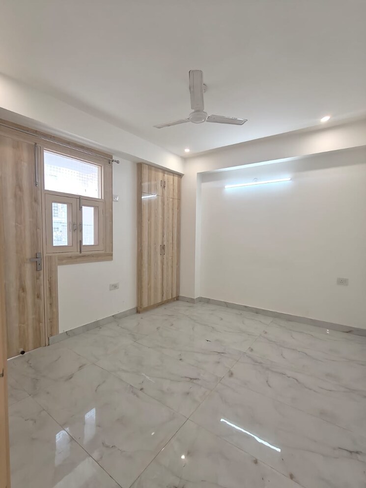 Room, neb sarai 2 Bedroom 700 Sq.Ft. Builder Floor In Neb Sarai Delhi 9228674
