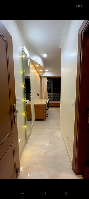Building Lobby in 6 BHK Builder Floor at South Extension ii – for Rent