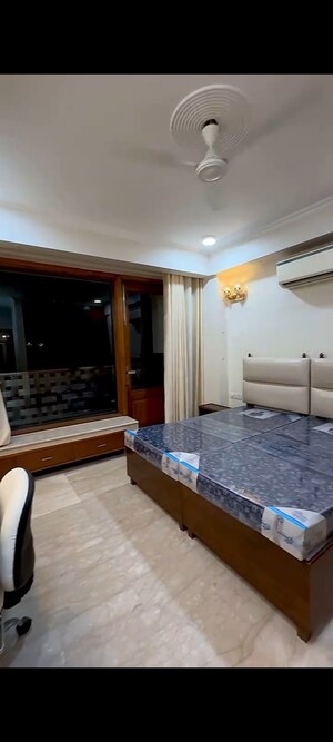 Bedroom in 6 BHK Builder Floor at South Extension ii – for Rent