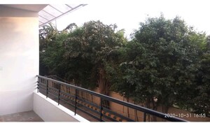 Balcony in 4 BHK Apartment at Abhinandan CGHS, Sector 51 – for Rent