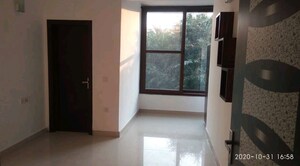 Room in 4 BHK Apartment at Abhinandan CGHS, Sector 51 – for Rent