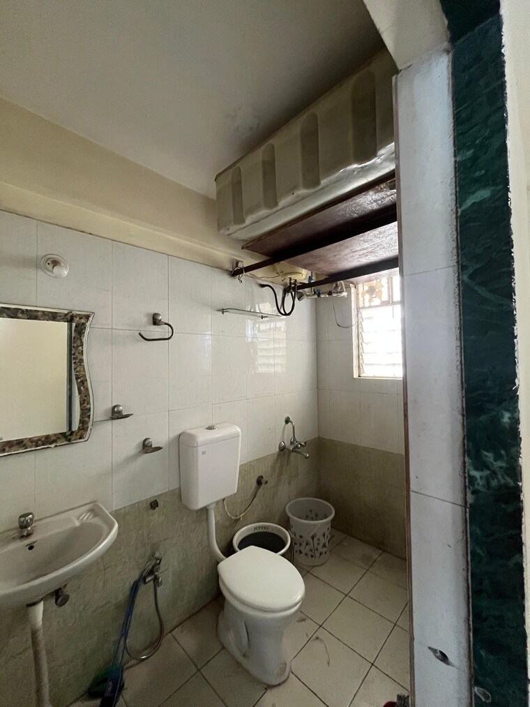 Bathroom, shaurya-homes 2 Bedroom 920 Sq.Ft. Apartment In Dhanori Pune 9228690