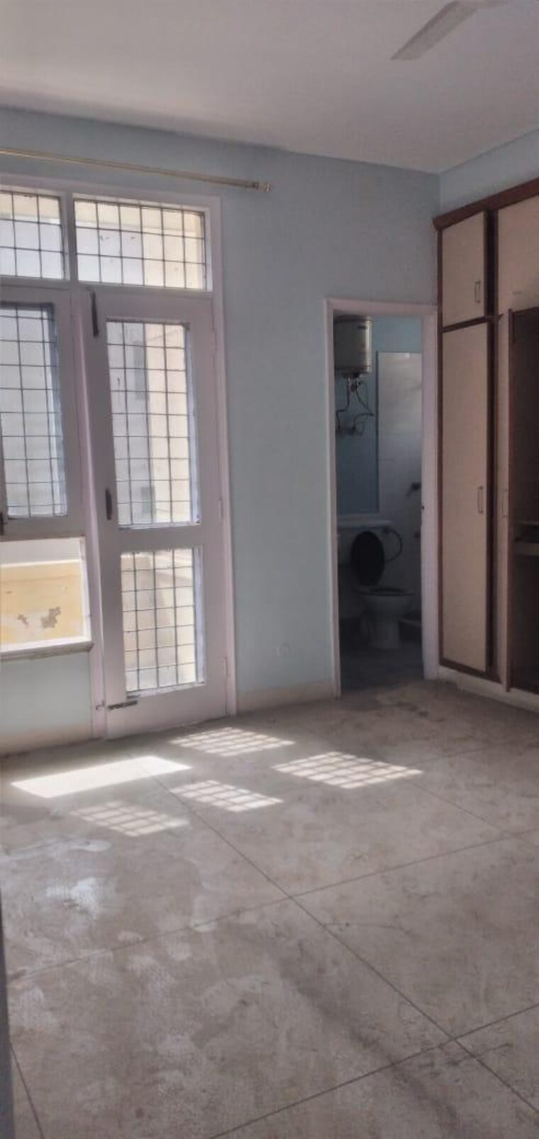 Room, unitech-residency-greens 3 Bedroom 1200 Sq.Ft. Apartment In Sector 46 Gurgaon 9228758