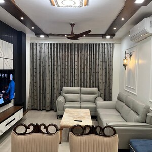 Living Room in 2 BHK Builder Floor at Wave Floors, Adhyatmik Nagar – for Rent