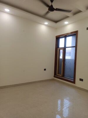 3 BHK Builder Floor For Rent in Green Fields Colony