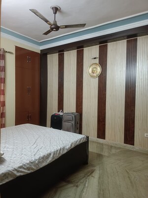 Bedroom in 3 BHK Builder Floor at Green Fields Colony – for Rent