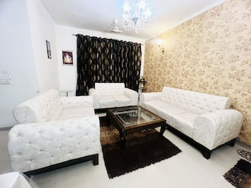 Living Room in 3 BHK Apartment at Ambala Highway – for Rent