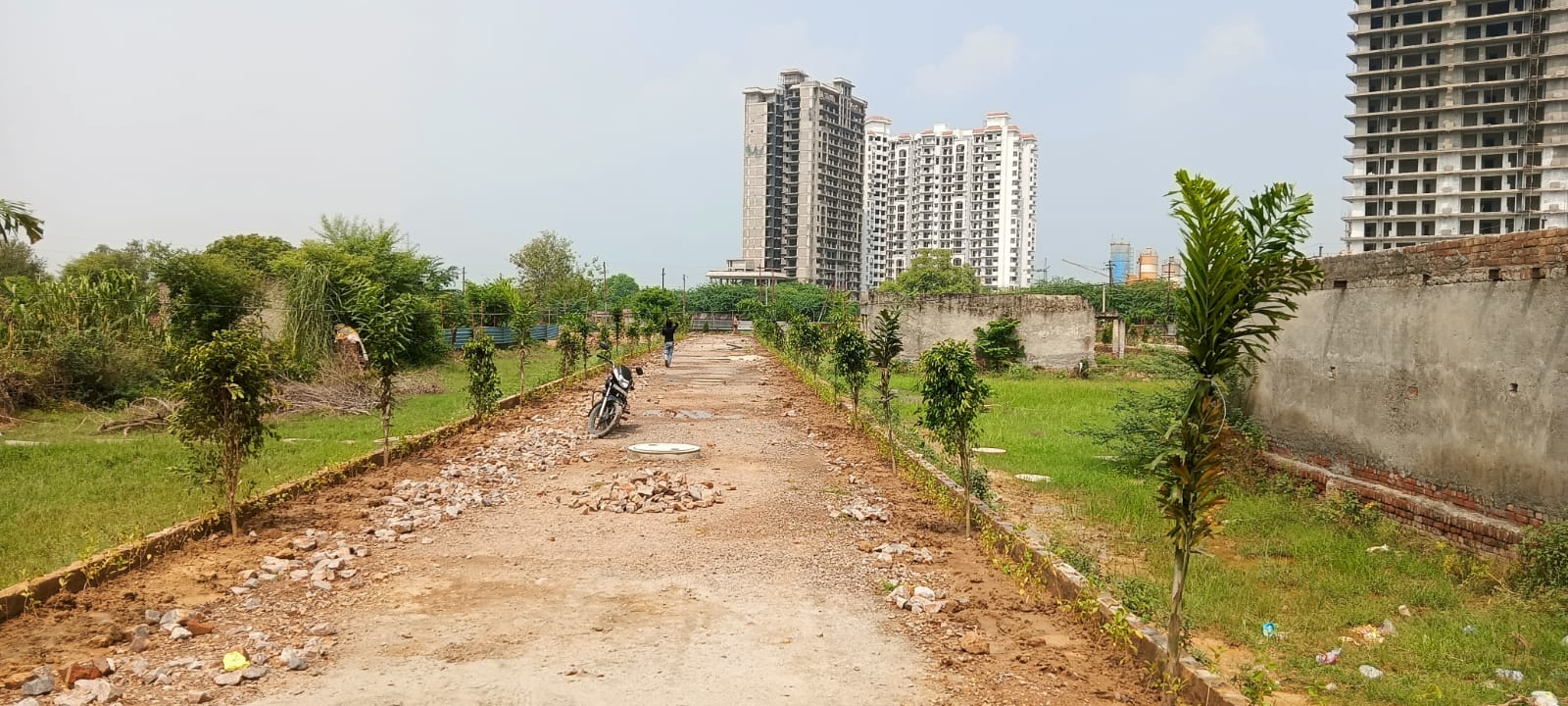 Plot For Sale in Yamuna Green City