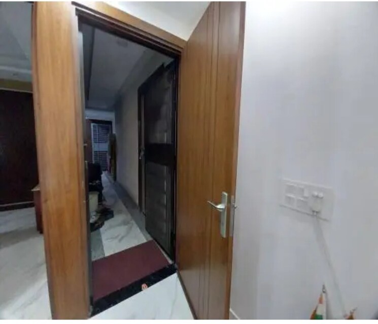 undefined, jawahar park 3.5 Bedroom 1050 Sq.Ft. Builder Floor In Jawahar Park Delhi 9228814