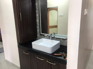 Bedroom in 4 BHK Apartment at Regency Gardens, Kharghar Sector 6 – for Rent