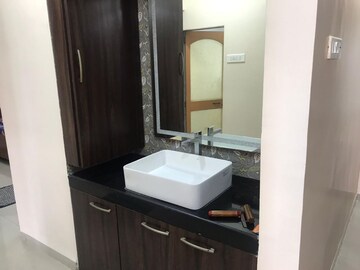 Bedroom in 4 BHK Apartment at Regency Gardens, Kharghar Sector 6 – for Rent
