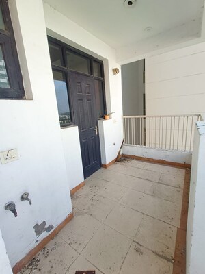 3 BHK Apartment For Rent in Green Valley Heights, Dhakoli