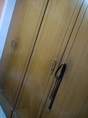 Furnished Amenities in 2 BHK Apartment at Shanti Niketan CHS Thane, Kopri – for Rent