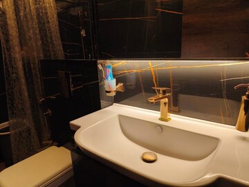 Bathroom in 3 BHK Apartment at Eklavya Apartment, Kharghar – for Rent