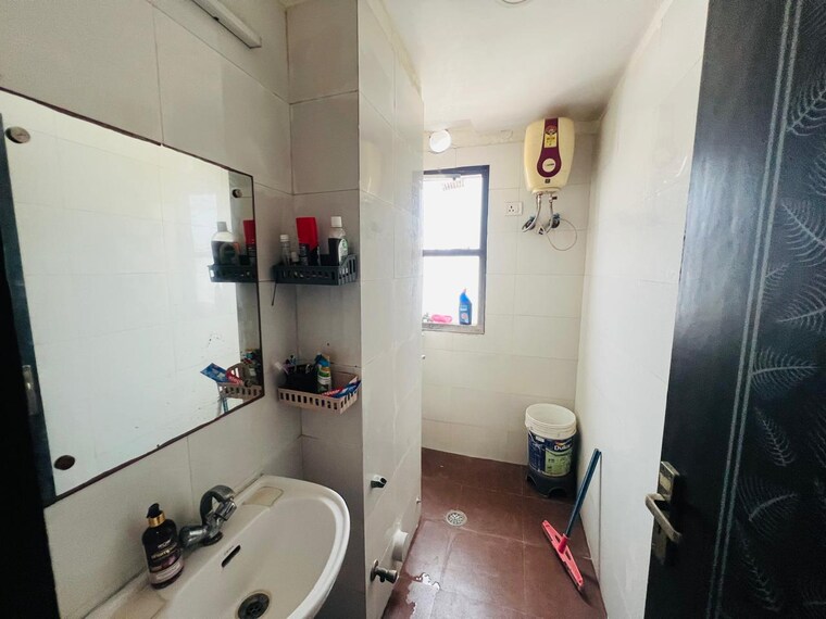 Bathroom, chattarpur 2 Bedroom 720 Sq.Ft. Independent House In Chattarpur Delhi 9228847