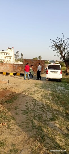 Plot For Sale in Faizabad Road