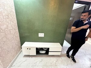 Furnished Amenities in 2 BHK Independent House at Chattarpur – for Rent