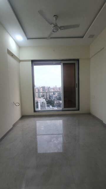 Room in 1 BHK Apartment at Amar Om Vasudev CHS, Borivali West – for Rent