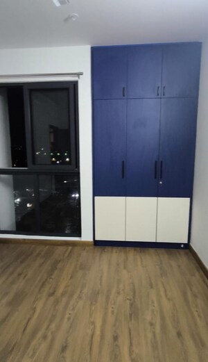 Room in 2 BHK Apartment at Assetz Canvas And Cove, Hosur Road – for Rent