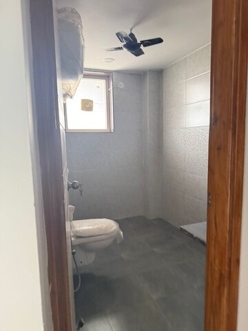 Bathroom in 4 BHK Builder Floor at Palam Vihar Residents Association, Palam Vihar – for Rent
