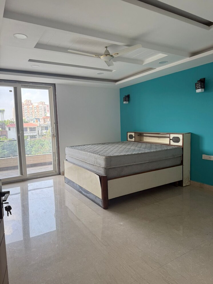 Bedroom, palam-vihar-residents-association 4 Bedroom 520 Sq.Yd. Builder Floor In Palam Vihar Gurgaon 9228974
