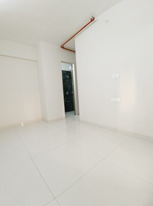 Room in 1 BHK Apartment at Unique Ivana, Mira Road – for Sale