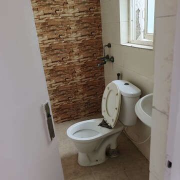 Bathroom in 3 BHK Apartment at Puri Vip Floors, Sector 81 – for Rent