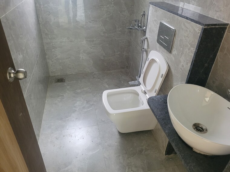 Bathroom, sushil-akashdeep-chs 3 Bedroom 1100 Sq.Ft. Apartment In Bhosale Nagar Pune 9228994