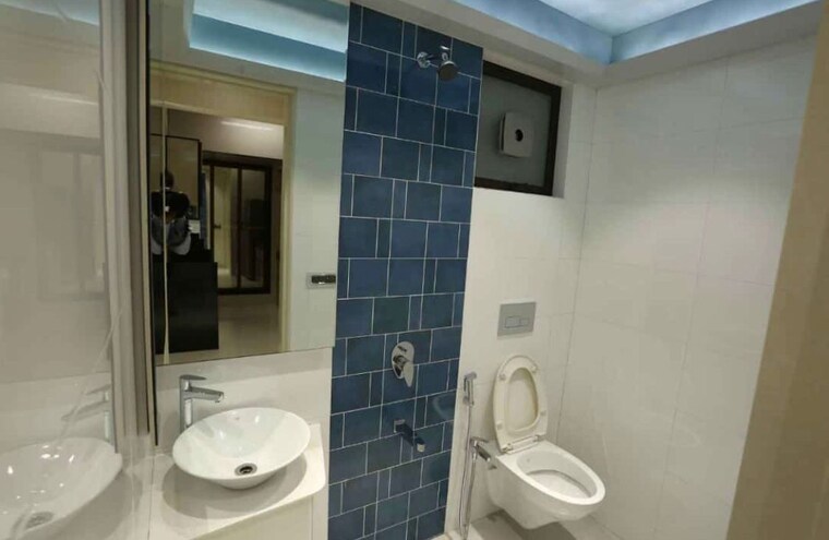 Bathroom, unique-ivana 2 Bedroom 528 Sq.Ft. Apartment In Mira Road Thane 9228984