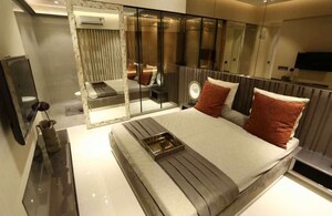 Team Area in 2 BHK Apartment at Unique Ivana, Mira Road – for Sale