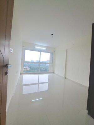 Room in 3 BHK Apartment at L&T Seawoods Residences Phase 2, Seawoods – for Sale