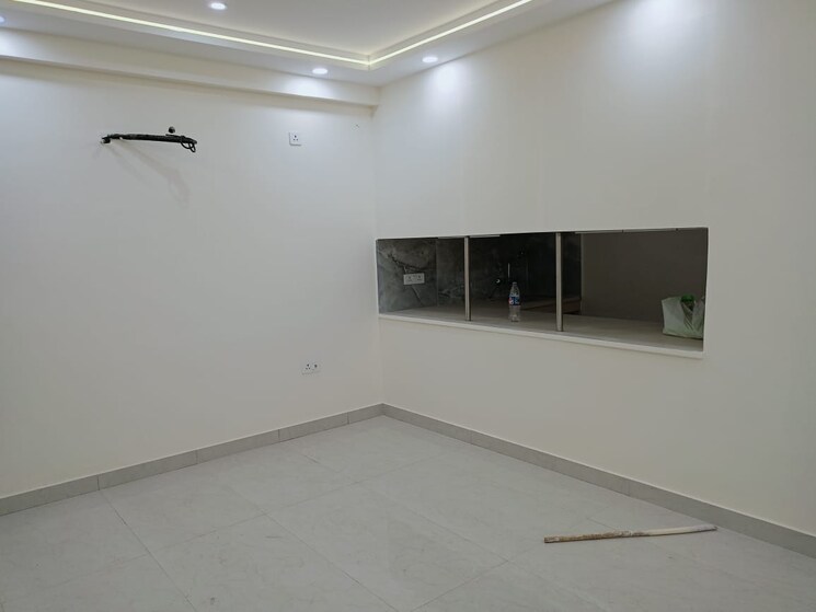 Room, sector 23 dwarka 1 Bedroom 541 Sq.Ft. Apartment In Sector 23 Dwarka Delhi 9228998