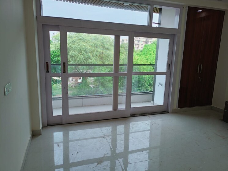 Room, sector 23 dwarka 1 Bedroom 541 Sq.Ft. Apartment In Sector 23 Dwarka Delhi 9228998