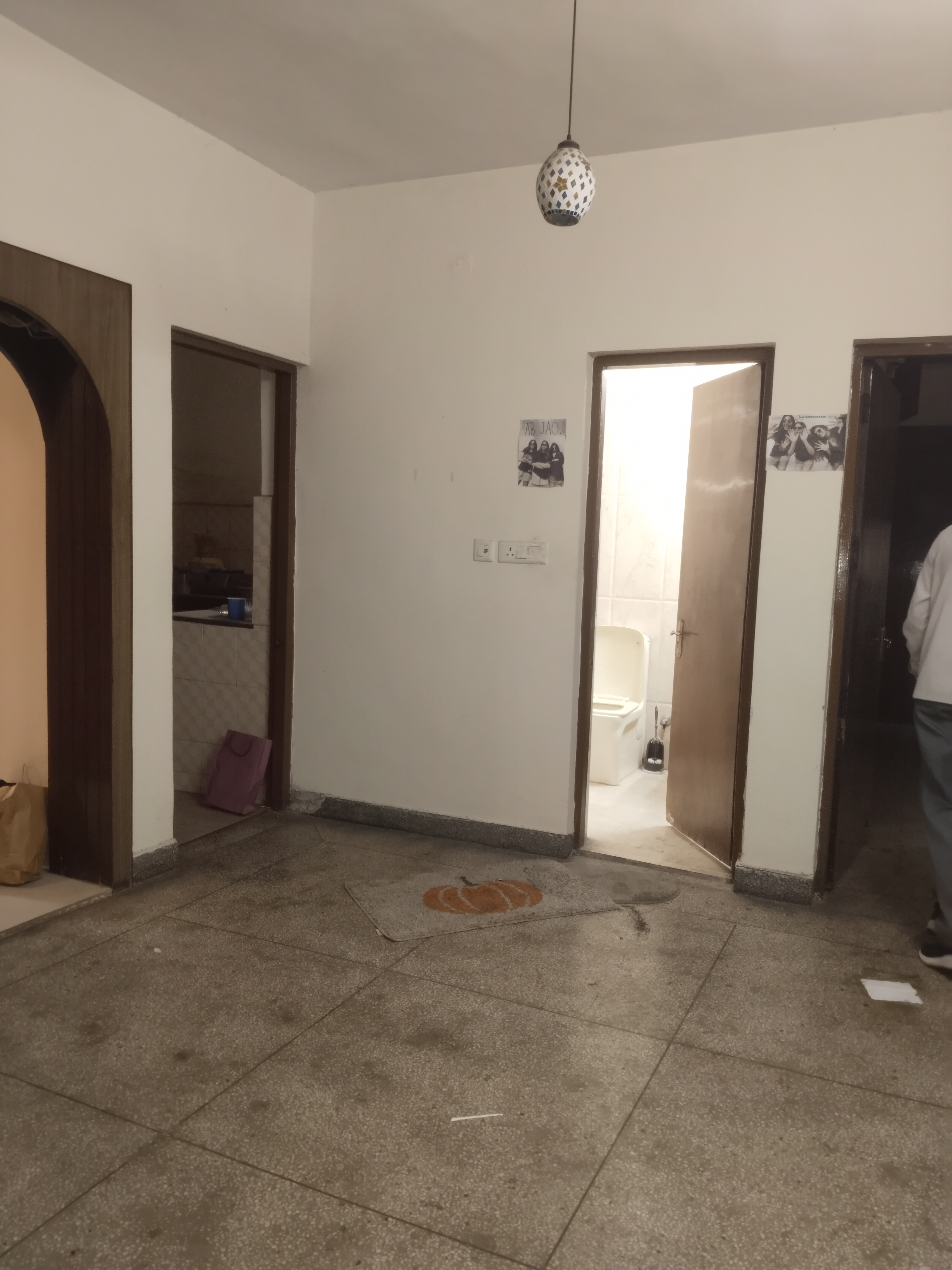 2 BHK + Pooja Room Apartment For Rent in Dda Flats Sarita Vihar ne