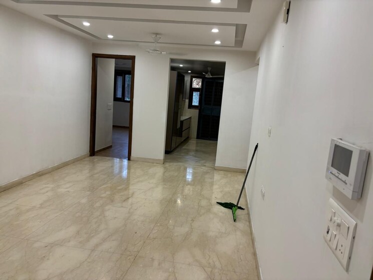 Room, m3m-atrium 3.5 Bedroom 2700 Sq.Ft. Builder Floor In Sector 57 Gurgaon 9229037