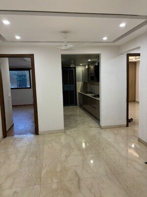 Room in 3.5 BHK Builder Floor at M3M Atrium, Sector 57 – for Rent