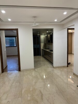 Room in 3.5 BHK Builder Floor at M3M Atrium, Sector 57 – for Rent