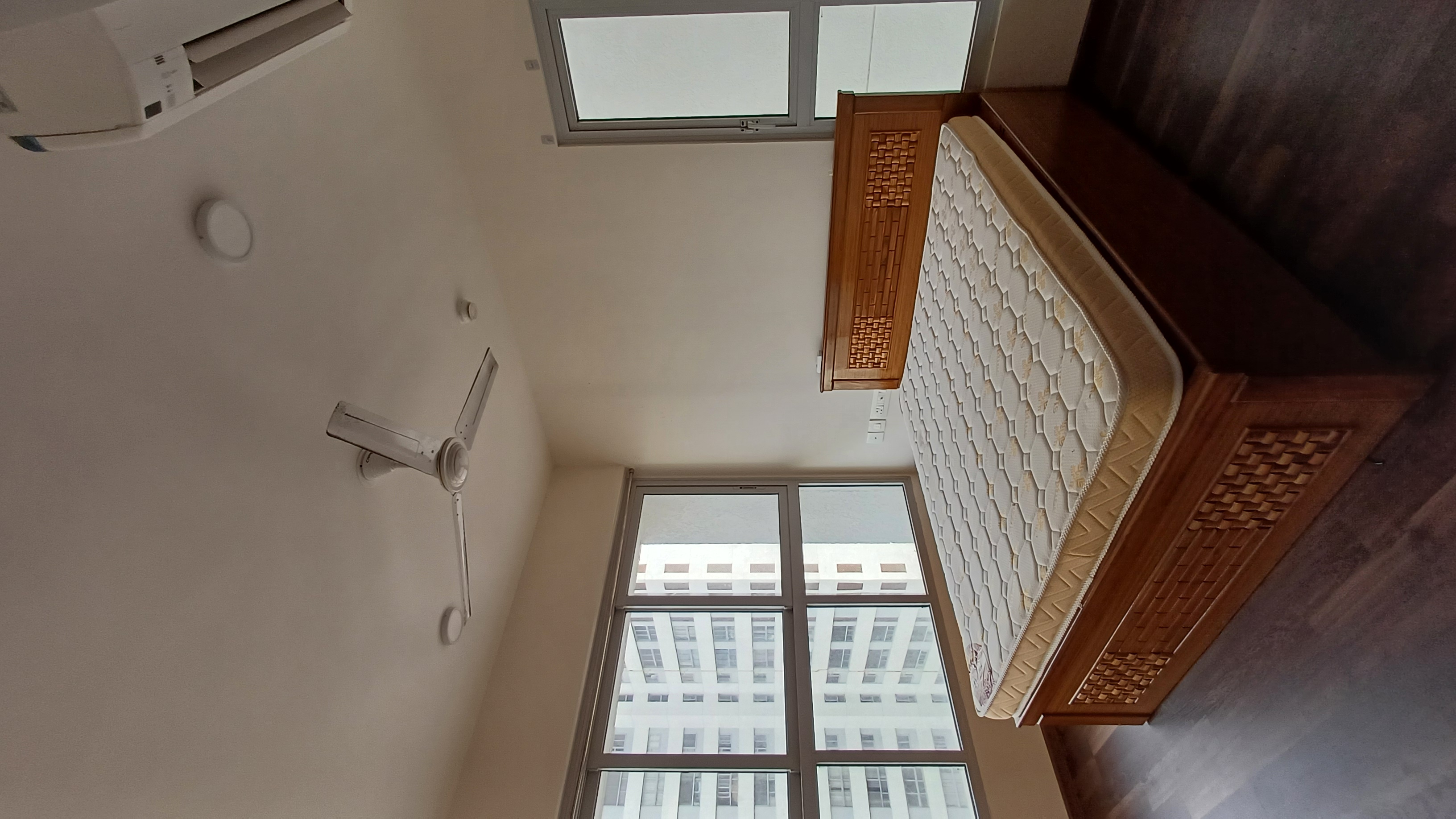 2 BHK + Extra Room Apartment For Rent in New Vikas Complex