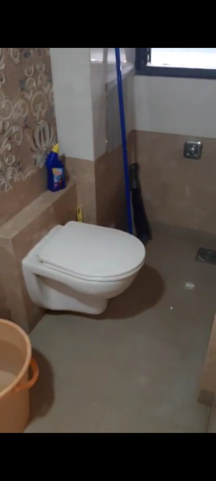 Bathroom, hilton-residency 2 Bedroom 500 Sq.Ft. Apartment In Byculla West Mumbai 9229066